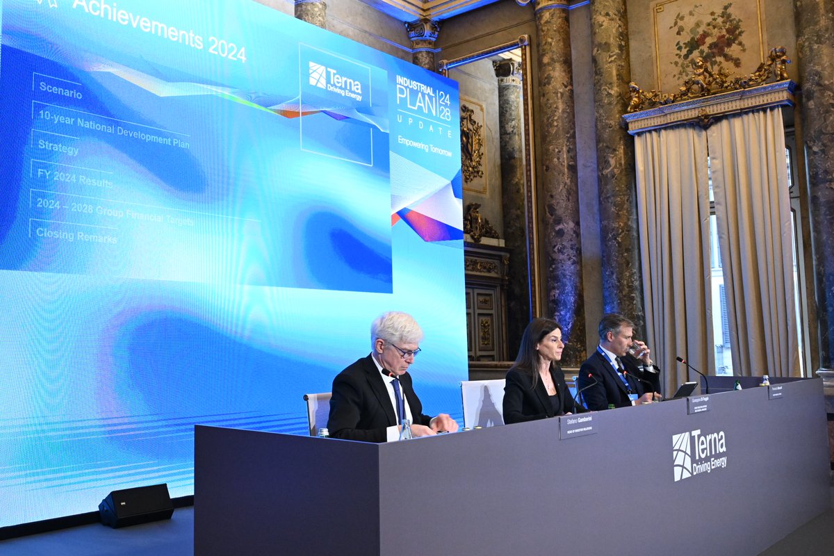 TernaSpA's tweet photo. Terna CEO and GM #GiuseppinaDiFoggia: «Terna will continue to play a key role in integrating renewables into the system, supporting the Italian #energytransition and energy independence with a more sustainable, secure and resilient electricity grid». #TernaPlan #update https://t.co/oMg40fnCjT