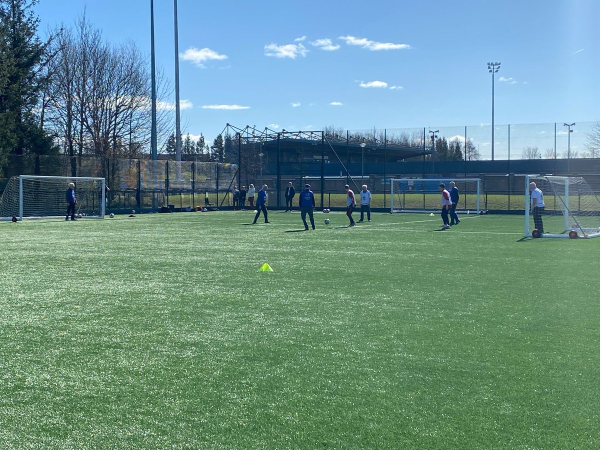 The sun was splitting the skies today's as we started our First Parkinson's Walking Football Session. 

Our sessions are based at Forthbank on Tuesdays 11-12pm followed by tea and coffee. 

Participants can register via this link forms.gle/P65c5mjjXh5VXH…

🔴⚪⚽