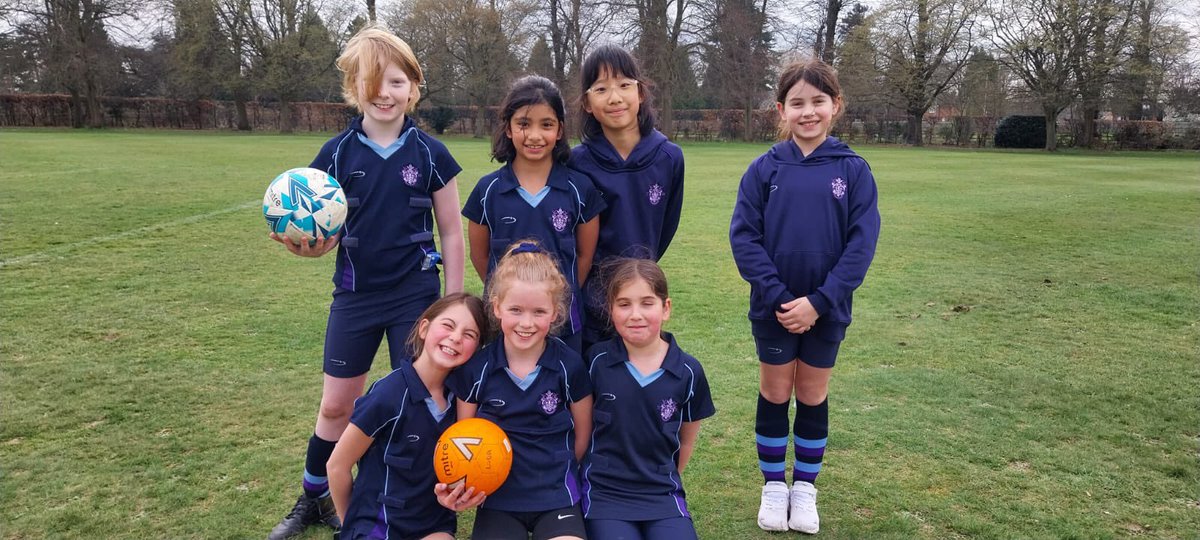 A fantastic game for Year 4 today against Arnett Hills.  End to end action with a 2-2 finish.  Great way to wrap up the football season. 👍👏