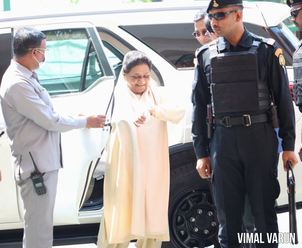 1947 से अब तक भारत में लेफ्ट विंग कहलाने वाली कांग्रेस और राइट विंग कहलाने वाली भाजपा सत्ता में रही है। दोनों ने एससी, एसटी, ओबीसी और सभी प्रकार के अल्पसंख्यकों की स्थिति में सुधार का दावा किया है, लेकिन वास्तविकता यह है कि इन वर्गों की हालत में कोई खास बदलाव नहीं आया है।  

1984