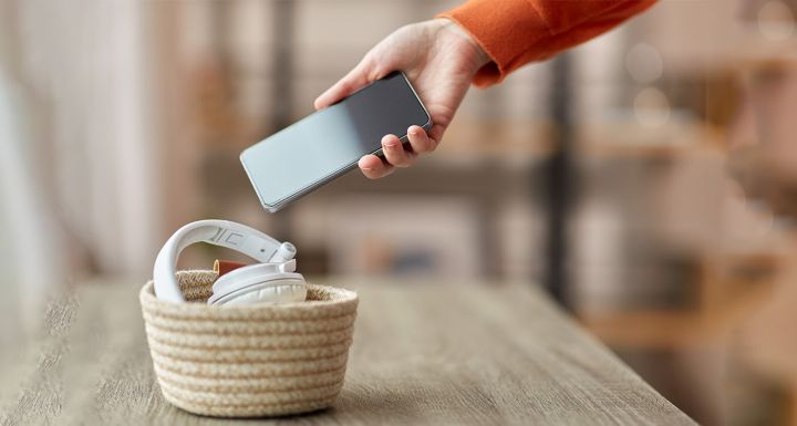 #MONDE 

Trois jours sans #smartphone: le #cerveau se rééquilibre, et notre vie aussi.

Par Bélinda Ibrahim
<a href="/belibrahim/">Bélinda Ibrahim</a>

ow.ly/2Fmf50VohIL