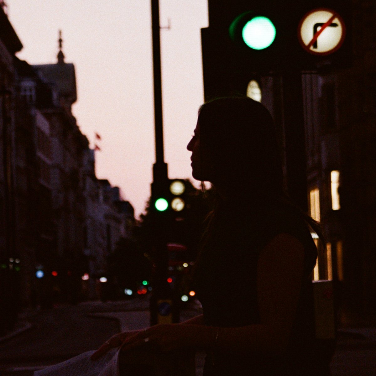 'thinkinboutit' out now everywhere! 

 open.spotify.com/track/6jo2Mb4R… 

#NewMusicFriday #IndependentArtist #Spotify