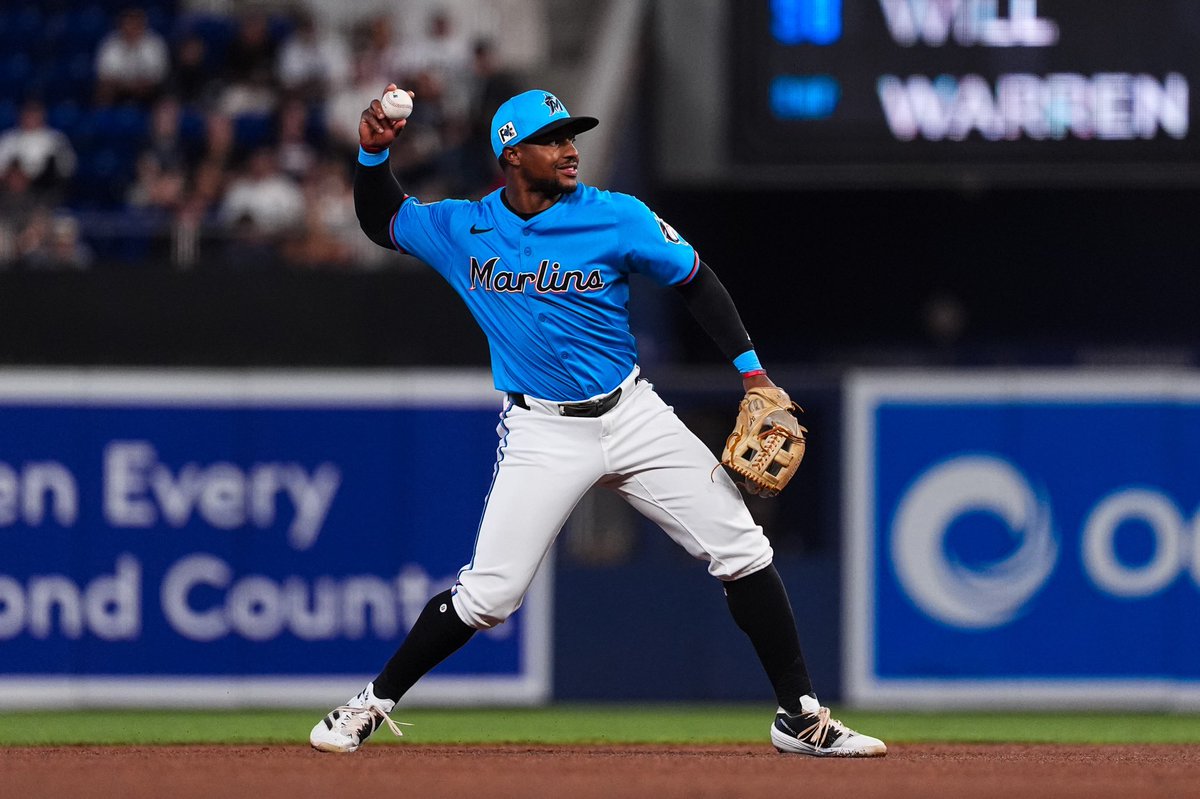 loanDepot park tweet media