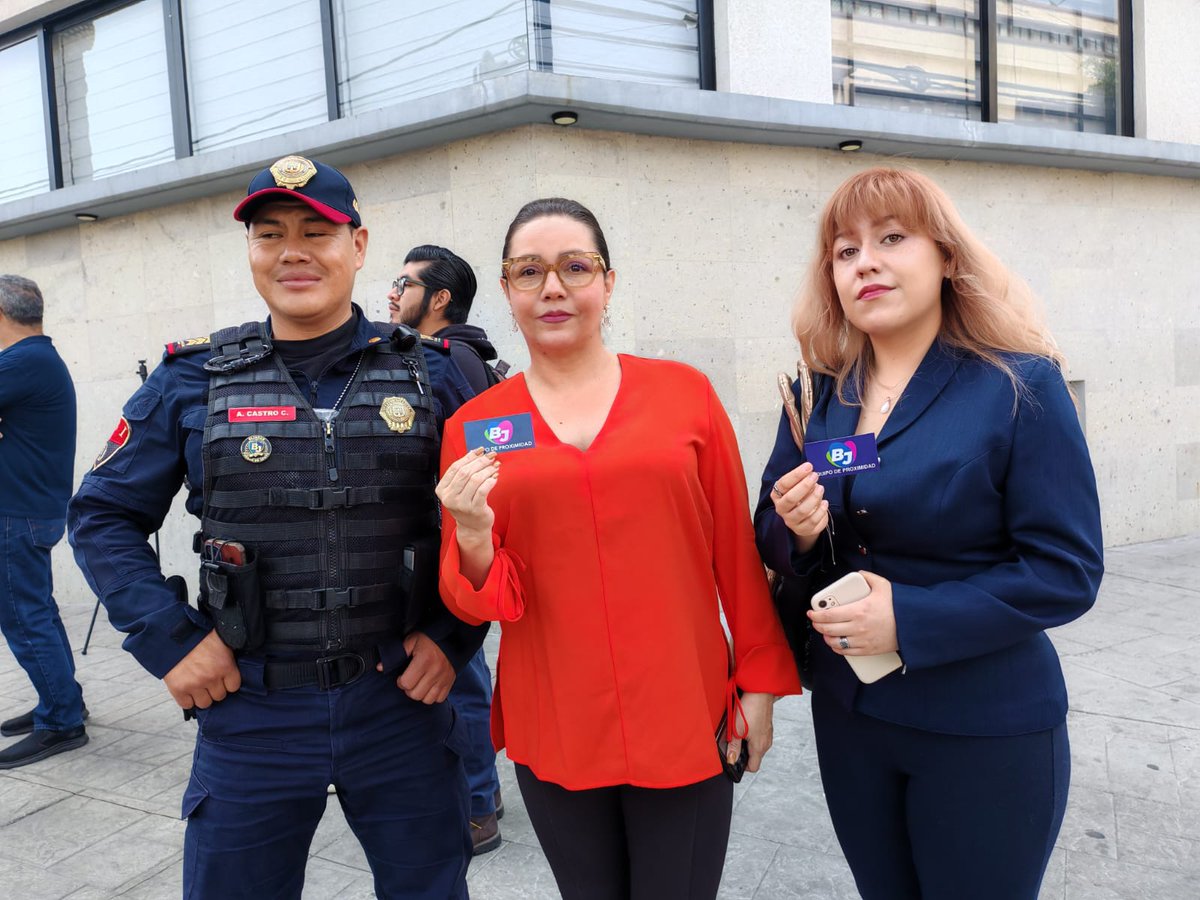 Pbn477933867871's tweet photo. Hoy recibimos en Narvarte III las Patrullas adquiridas por el Presupuesto Participativo 2024. Proyecto en el que fui promovente en ese momento en mi desempeño como #Copaco en @BJAlcaldia
Gracias vecinos por formar parte de una hermosa comunidad llamada Familia Vecinal. 
Sepan que estarán trabajando para su seguridad !!!
Gracias al Alcalde @LuisMendozaBJ por apoyarnos en este proyecto para beneficio de nuestros vecinos.
