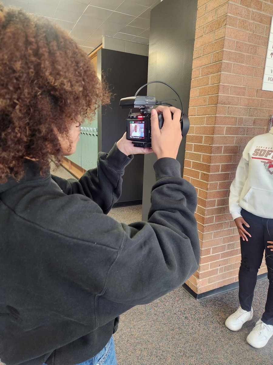 Viking Broadcasting (@vikingvbc) on Twitter photo Catch the sports corner today on VTV for all the scores and updates on HF Sports! <a href="/HFHS59/">HF High School</a> <a href="/HFHSAthletics/">Homewood-Flossmoor</a> Catch the sports corner today on VTV for all the scores and updates on HF Sports! <a href="/HFHS59/">HF High School</a> <a href="/HFHSAthletics/">Homewood-Flossmoor</a>