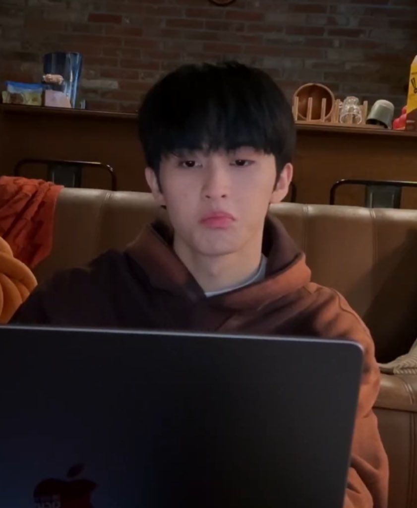 ใครทำไรอีก5555555555555555555