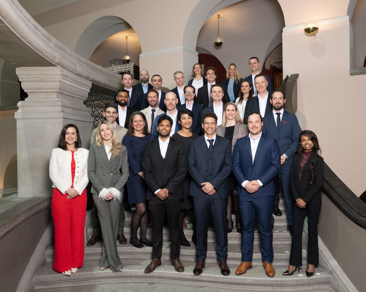 emba_uzh's tweet image. Graduation Ceremony: 59 EMBA UZH graduates, alongside their families and friends, came together to the grand Aula of the University of Zurich to receive their well-earned diplomas and celebrate this remarkable achievement.
Read more: emba.uzh.ch/de/aktuelles/G…
#UZH