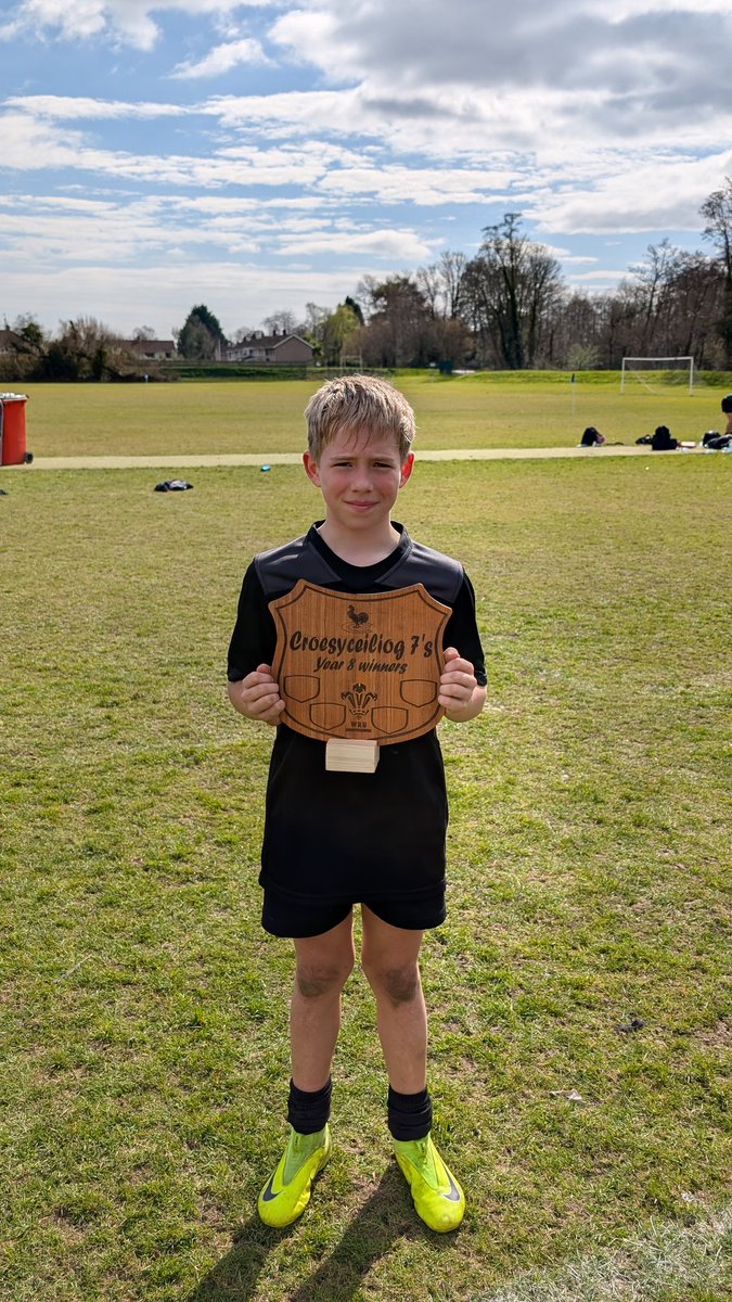 Mr Gardner Rugby (@gardnerrugby) on Twitter photo Croesyceiliog 7's
Today, Year 8 played their first tournament of the season and won.
Congratulations to Elliot our Player of the Tournament.
That is 2 wins from 2, a great two days for <a href="/KingHenrySchool/">King Henry VIII 3-19 School</a>. Croesyceiliog 7's
Today, Year 8 played their first tournament of the season and won.
Congratulations to Elliot our Player of the Tournament.
That is 2 wins from 2, a great two days for <a href="/KingHenrySchool/">King Henry VIII 3-19 School</a>.