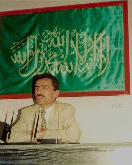 AvlanmazM's tweet photo. Bir kar tanesi olsaydım Mekke’ye düşmek isterdim. Muhsin YAZICIOĞLU

Rahmet olsun sana Başkanım. https://t.co/3mZcVHe15Y