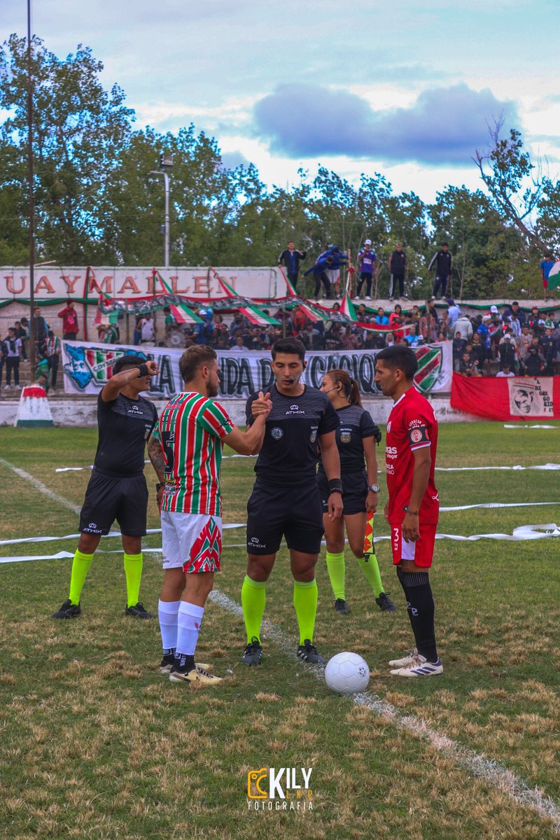 LMF | FECHA 4

Deportivo Guaymallén 🇮🇹 venció 1-0 a Huracán Las Heras 🎈con gol de Faria en el último minuto y continúa prendido en los primeros puestos de la Liga Mendocina.

📸 PH Kily