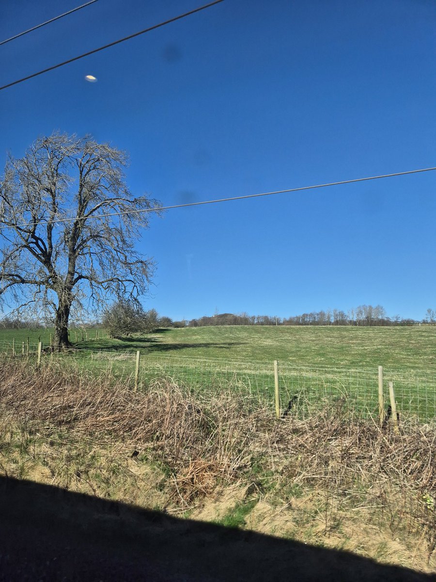 En route to the <a href="/AVUserGroup/">AV User Group</a> in Glasgow!

My first Scottish one, and looking forward to catching up with everyone there!

#AVUserGroup #AVTweeps #AVBrits