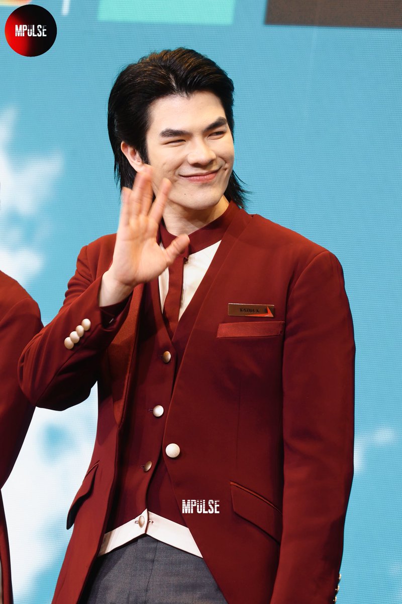 mpulsemileapost's tweet image. 𝟐𝟓𝟎𝟑𝟐𝟓 📷

𝐓𝐚𝐤𝐞 𝐎𝐟𝐟🛫

MILE FIRST SITCOM

#JetlagPressCon
#MilePhakphum @milephakphum 
#Jetlagเจ๊ทแหลก