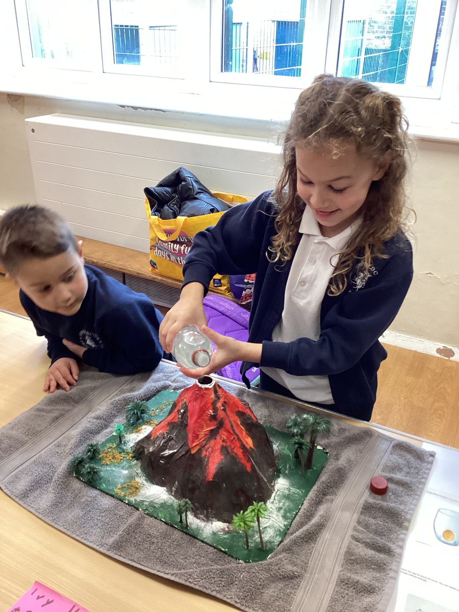 🌟🔬 National Science Week! 🎉 Ninfield CE School celebrated by holding an amazing Science Fair! 🧠✨ The pupils showcased their incredible experiments and discoveries, making science come alive. 🚀🔍 Let's continue to inspire curiosity and innovation.
#NationalScienceWeek #DCAT