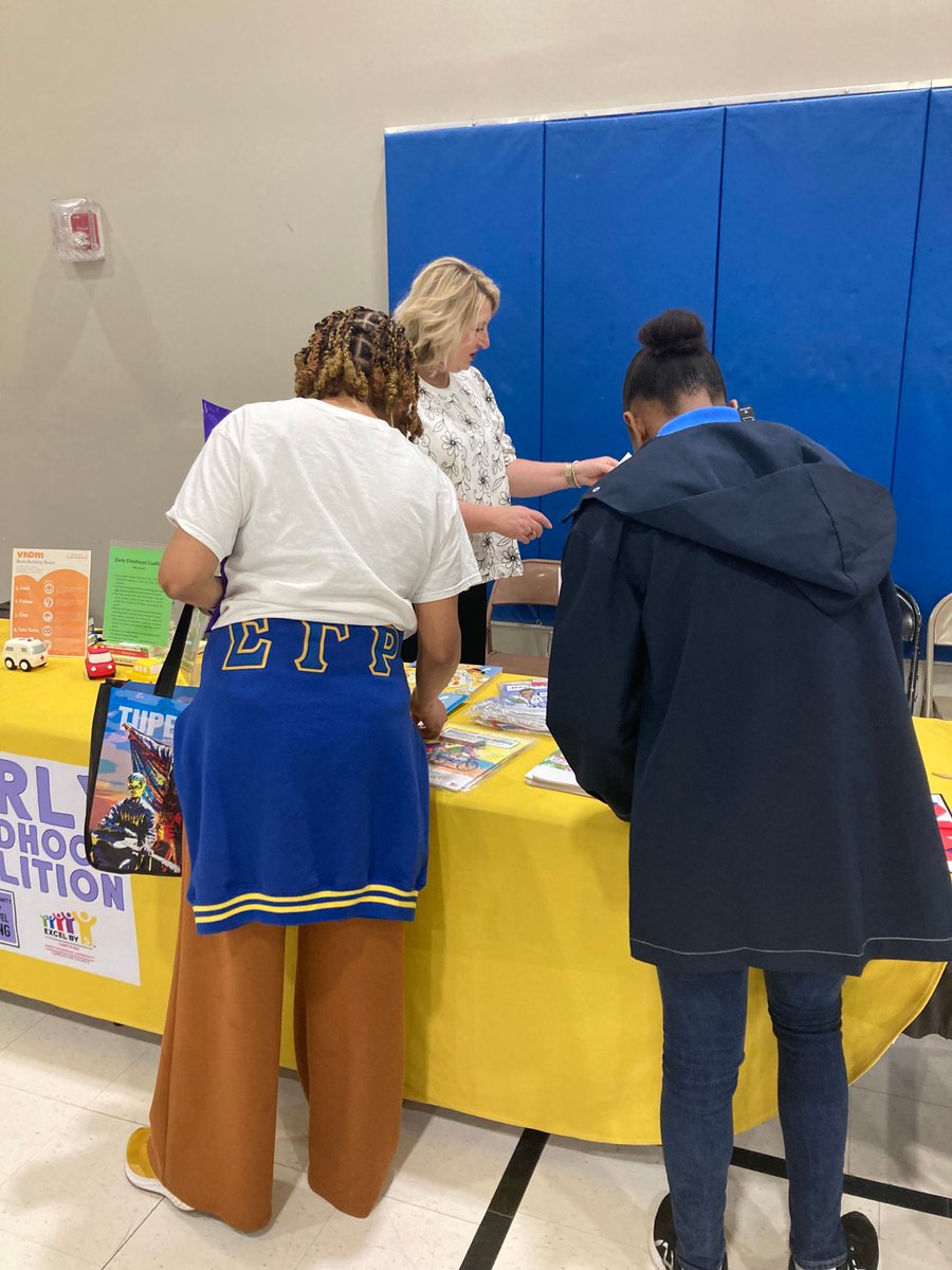 leecountyecc's tweet photo. We had a great day at the Youth Health Expo at Haven Acres Boys &amp; Girls Club! https://t.co/ufyqlz2j12