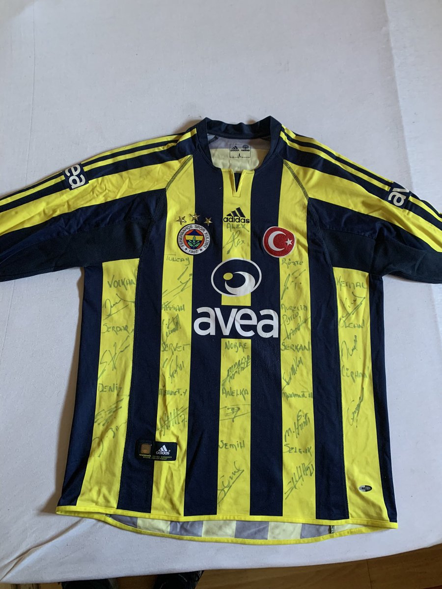 onlyfenerfred's tweet photo. @Semih23Official abi bana ulaşır mısın bende takım imzalı 29 numara forman var  bana ulaşır mısın durumum pek iyi olmadığı için ulaşmak istedim. https://t.co/49EQSZVlN7