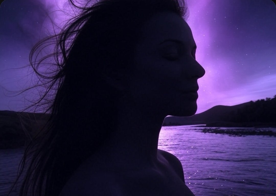 InwardInsight's tweet image. The breath flows like a river, neither grasped nor held, teaching the art of letting go. #Meditation