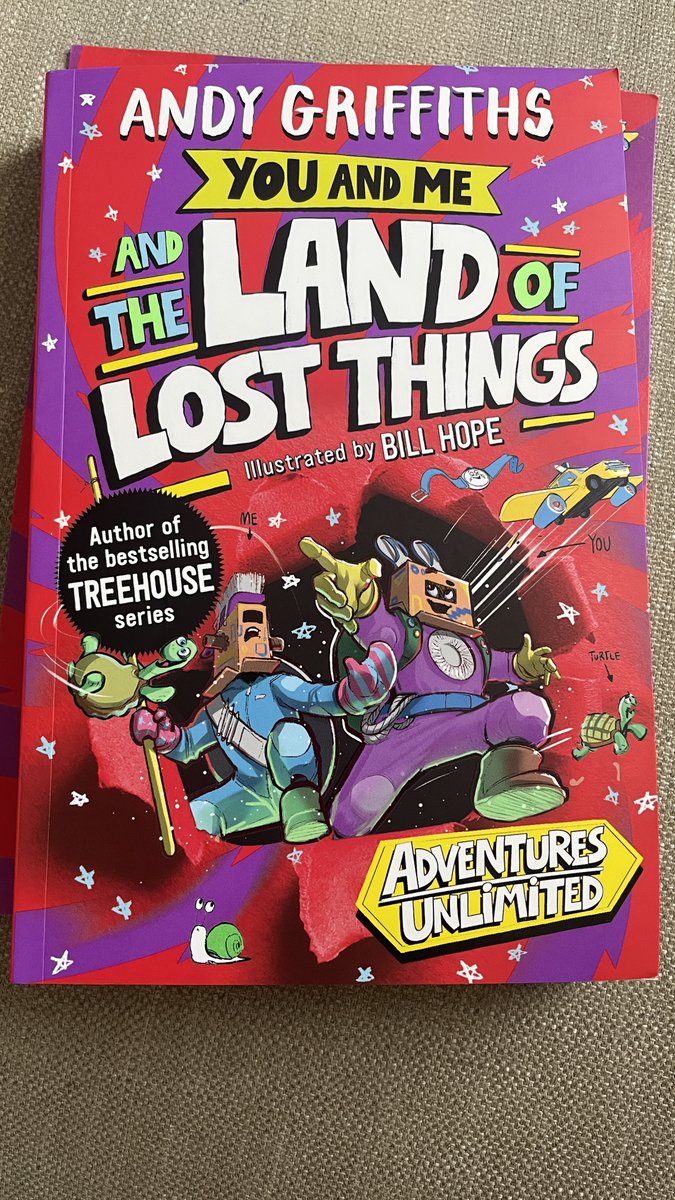 amakaoc's tweet photo. Special delivery of #LandOfLostThings @macmillankidsuk @andygbooks @billhope_art
https://t.co/Z9hCx3N5EK https://t.co/gbfcQcJ2B5