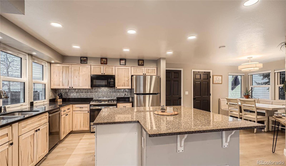 WillGosch's tweet photo. 🌟 Congratulations to the New Homeowners! 8502 Oak ST, Arvada, CO is sold! 🏡 Visit https://t.co/cKCBGG3N4V for more! #JustSold #ArvadaCO #RealEstate https://t.co/qyMXyb1Epn