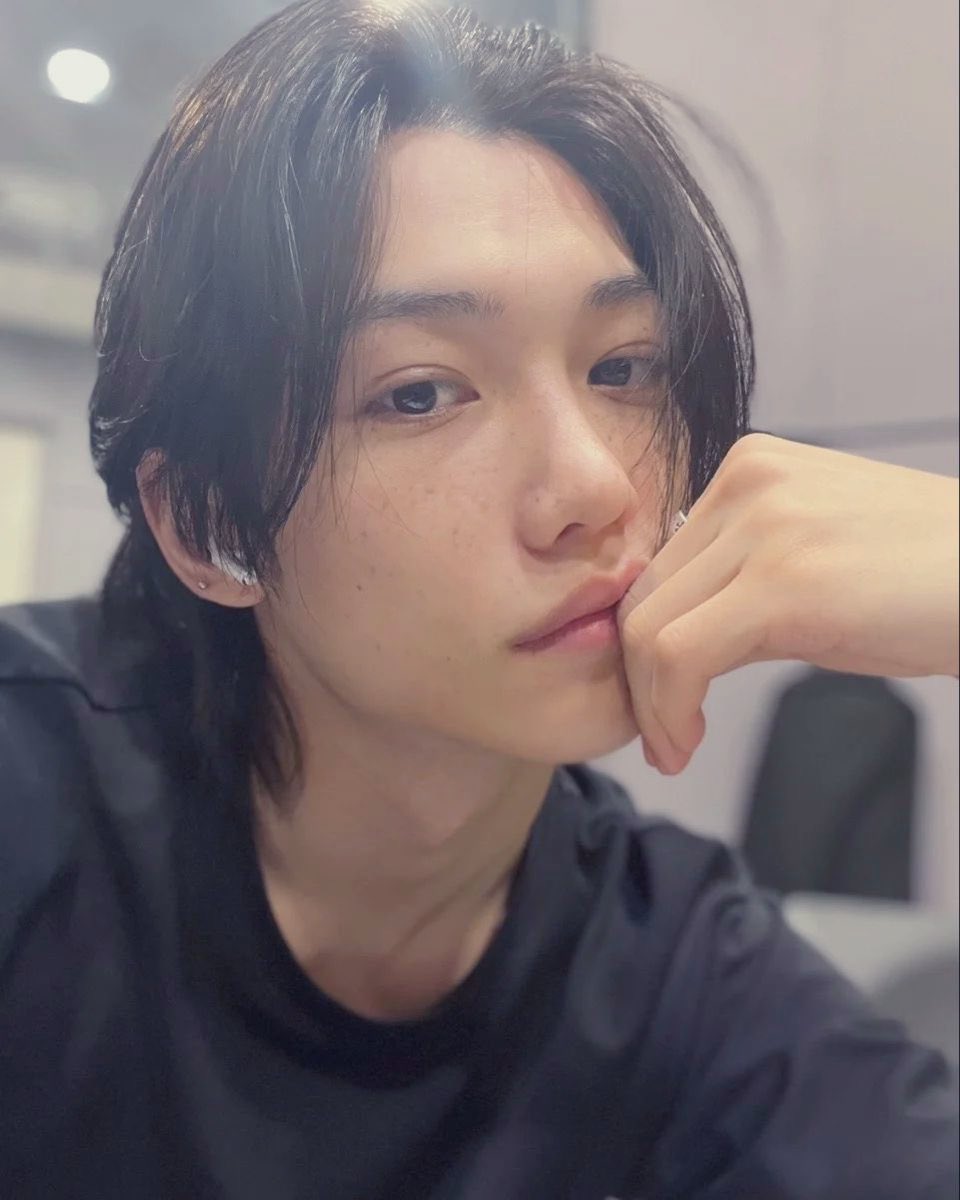 larshead_0's tweet photo. #etoileselcaday

а вообще свт заняли неотъемлимую часть в моей ат жизни и стали островком комфорта😘❤️‍🩹

не мог не поделиться с вами этим недовольным котиком) https://t.co/LHAxPzKx8a