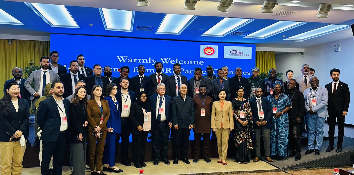 ShimAstral's tweet photo. Today, we had an insightful visit to the All-China Journalists Association, where we acquired valuable information regarding the organization's efforts and initiatives in support of journalists.
@ChinaEmbassy_MV https://t.co/0Z6vlYcUak