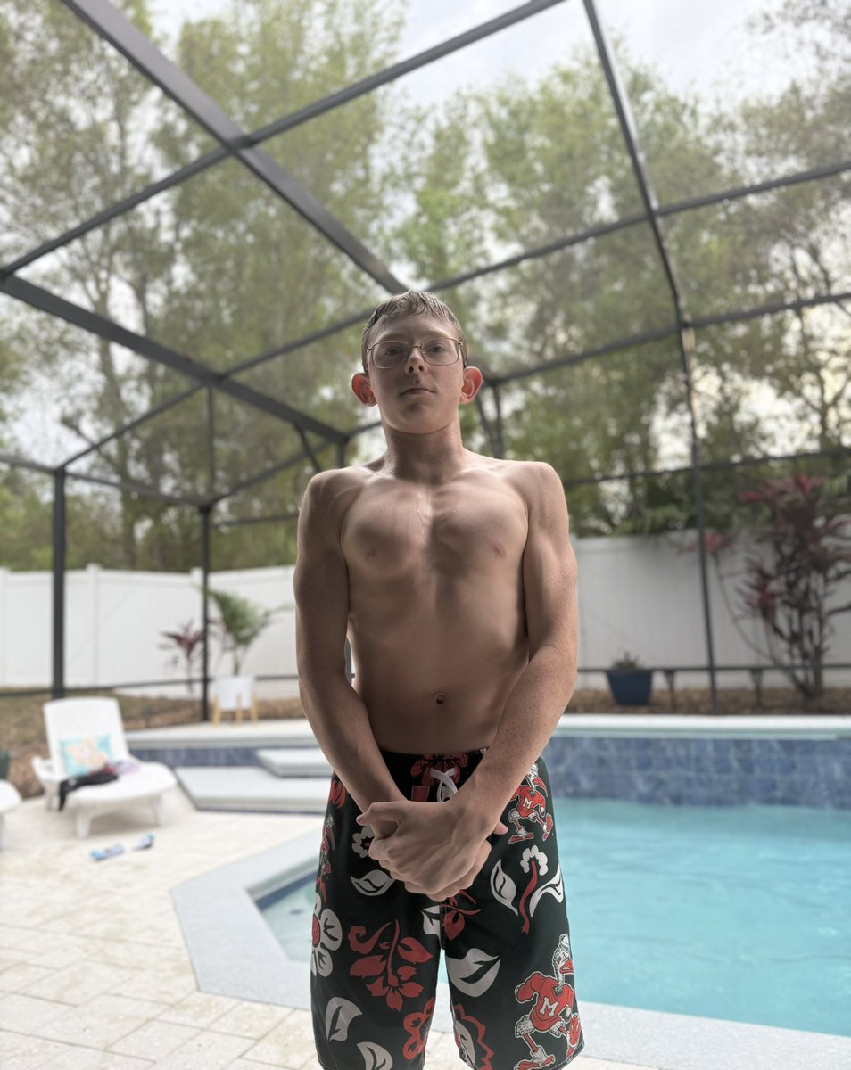 day_adamsqb1's tweet image. A little how it started and how it’s going….✝️💪🏽
#iamsecond #dayallday #Training #gymmotivation #gym #gymlife #FitnessGoals #lifestyle #Health #football #quarterback #qbhitlist #btruqbtraining #blessed #AGTG