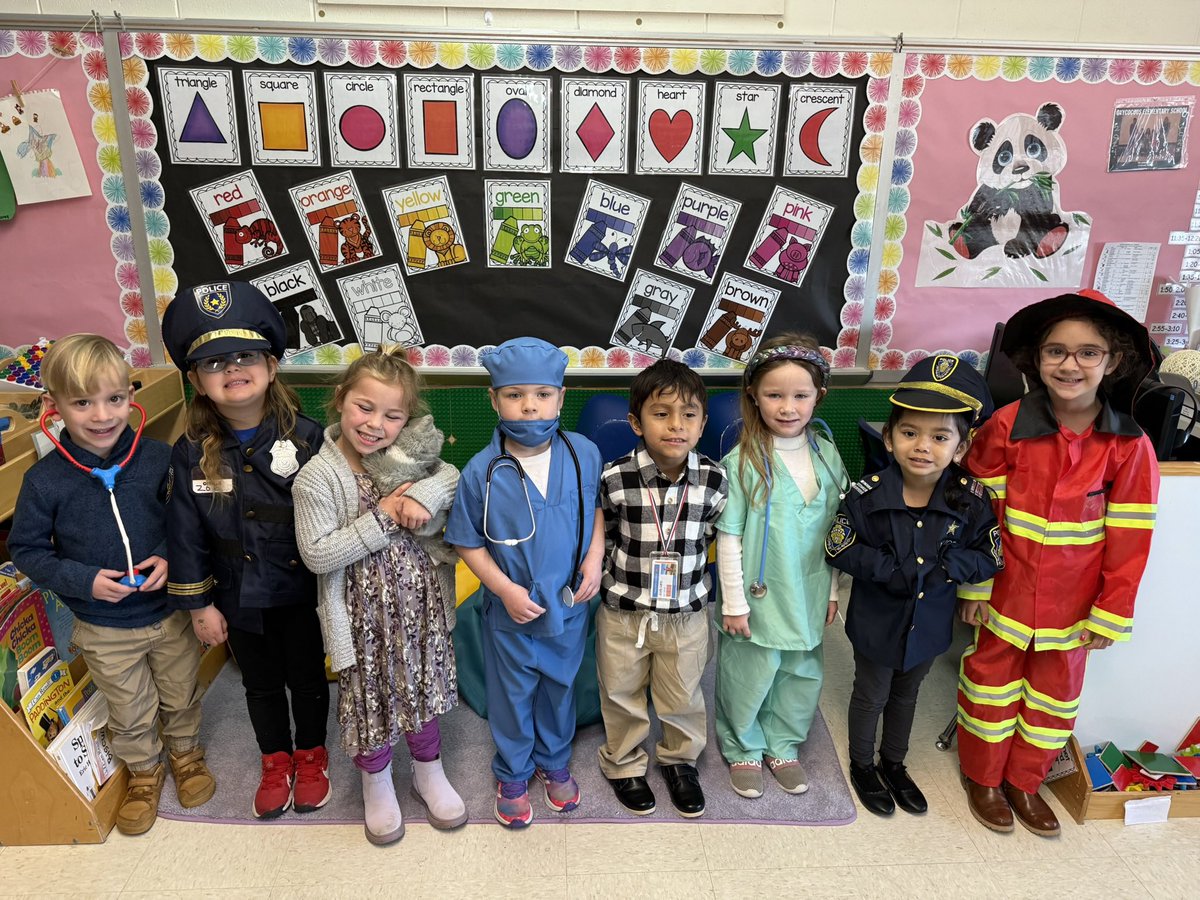 Miss Elia (@missalyssaelia) on Twitter photo Emergency Worker Day!
#CommunityHelperWeek
<a href="/Director_Oxy/">William Wilkinson</a>
<a href="/pedalpowerrich/">Rich Meyer</a>
<a href="/StaffordTwpEd/">Stafford Schools</a> Emergency Worker Day!
#CommunityHelperWeek
<a href="/Director_Oxy/">William Wilkinson</a>
<a href="/pedalpowerrich/">Rich Meyer</a>
<a href="/StaffordTwpEd/">Stafford Schools</a>