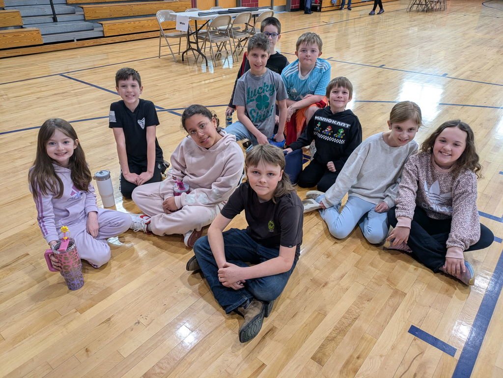 oxfordcentral's tweet photo. Oxford is hosting the Warren County G&amp;T Phab Physics event for the first time ever. Students from multiple schools in the third and fourth grade are here testing out their STEM brains! Thank you to Ms. Kimball, Ms. Havyar, Ms. Hart, and Ms. Witt for organizing and supervising. https://t.co/Fkkotpvuop