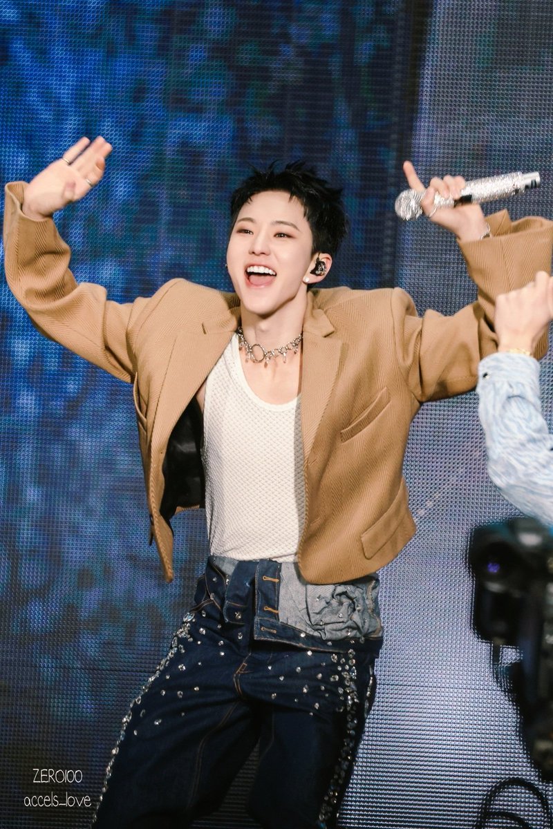 250320 SEVENTEEN CARAT LAND 

귀염둥이

#세븐틴 #SEVENTEEN 
#권순영 #순영 #호시 #hoshi #ホシ
