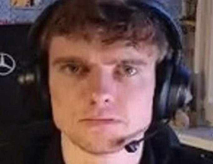 Kacper Łobos tweet media