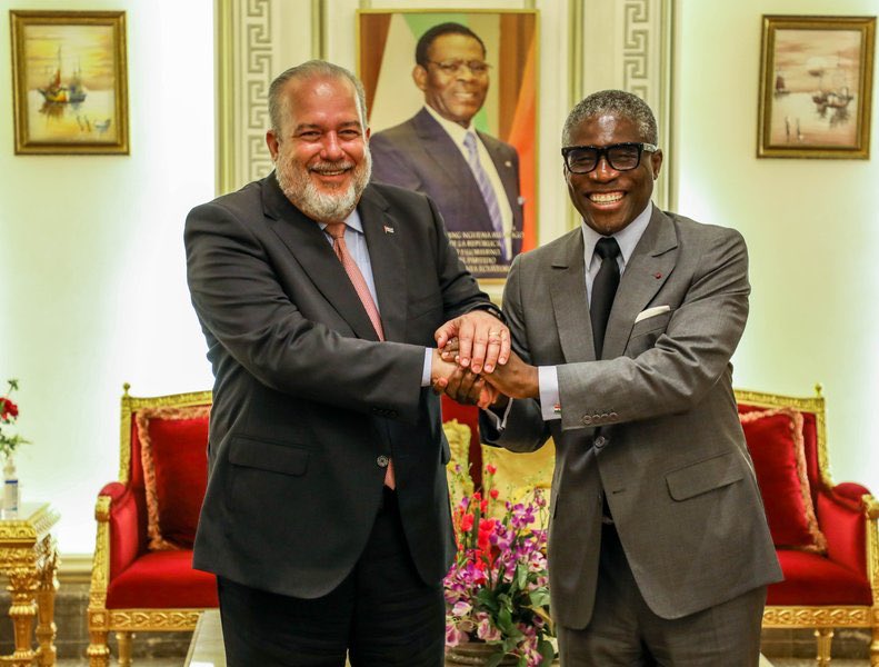 diploegpress 🇬🇶 (@diploegpress) on Twitter photo Guinea Ecuatorial y Cuba fortalecen su relación bilateral con la firma de varios acuerdos importantes.
Lea la noticia completa en este enlace
🔗 instagram.com/share/BARM01td…
<a href="/54ETATS/">54 ÉTATS</a> <a href="/AngueSimeon/">Simeón Oyono Esono Angue</a> <a href="/PresidenciaCuba/">Presidencia Cuba 🇨🇺</a> <a href="/CubaMINREX/">Cancillería de Cuba</a> Guinea Ecuatorial y Cuba fortalecen su relación bilateral con la firma de varios acuerdos importantes.
Lea la noticia completa en este enlace
🔗 instagram.com/share/BARM01td…
<a href="/54ETATS/">54 ÉTATS</a> <a href="/AngueSimeon/">Simeón Oyono Esono Angue</a> <a href="/PresidenciaCuba/">Presidencia Cuba 🇨🇺</a> <a href="/CubaMINREX/">Cancillería de Cuba</a>