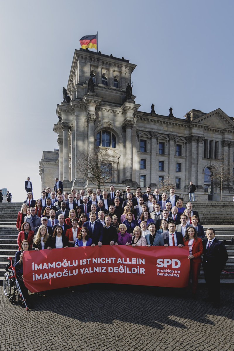 Dunja Kreiser MdB (@kreisermdb) on Twitter photo iMAMOGLU IST NICHT ALLEIN iMAMOGLU YALNIZ DEGILDIR
<a href="/spdbt/">SPD-Fraktion im Bundestag</a> #Solidarität #CHP #EkremImamoglu iMAMOGLU IST NICHT ALLEIN iMAMOGLU YALNIZ DEGILDIR
<a href="/spdbt/">SPD-Fraktion im Bundestag</a> #Solidarität #CHP #EkremImamoglu