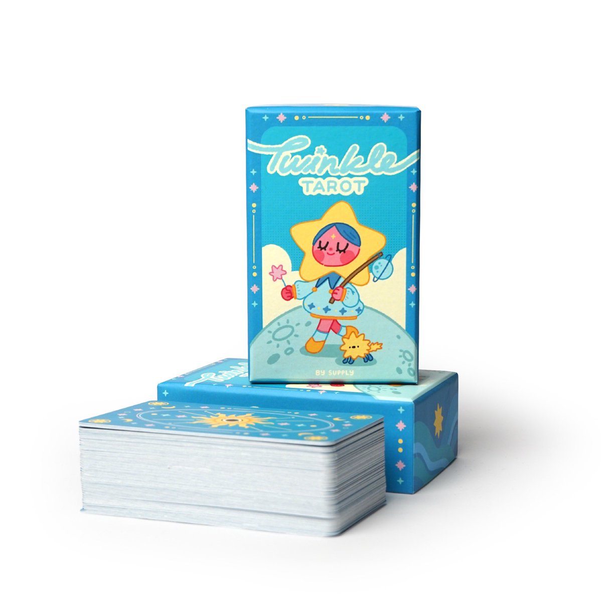 h7ddnS's tweet image. แอบมาอัพเดท
ตอนนี้ไพ่เซ็ท Twinkle Tarot 
จะมีไปลงงานหนังสือ 30 สำรับ 
และจะหมดสต๊อกล็อตแรก(300สำรับ)แล้ว
เดี๋ยวจะมีเปิดพรีออเดอร์อีกครั้ง
มีสล็อตว่างอีก 200 สำรับเท่านั้น
เพราะเป็นลิมิเต็ท 500 สำรับ (มีNo.)

สำหรับผู้ที่สนใจฝากติดตามนะคะ
หรือใครอยากได้เลยไปซื้อที่งานหนังสือได้ค่ะ