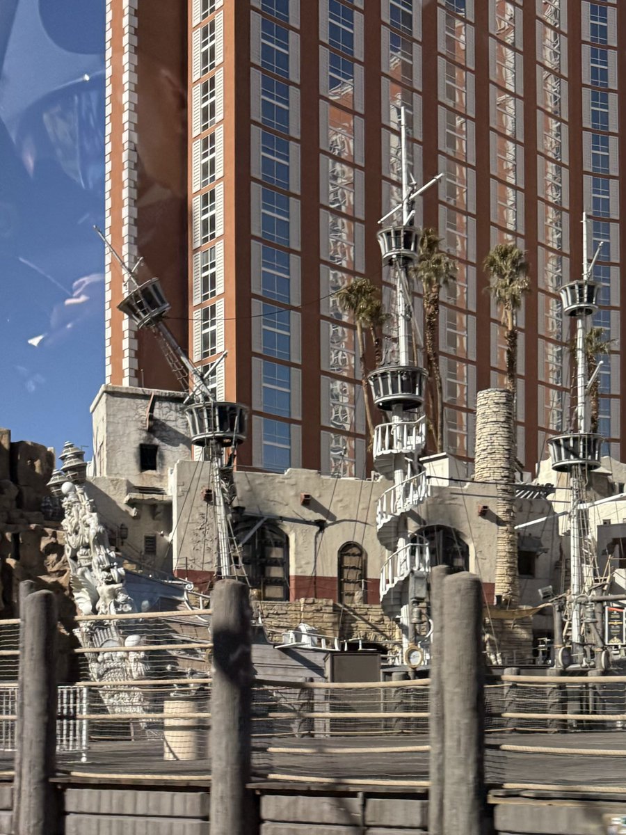 If you could fix only one growth marketing bottleneck right now, which one would it be?

We all know the struggle, that's why we meet next Wednesday online again to fix our growth marketing bottlenecks!