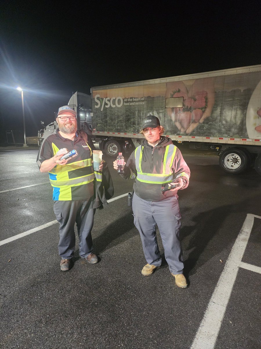 Buisness Agent Stan Koniszewski stopped by Stewarts to visit with Brother Larry Ross while he waited for his relief from Brothers Tim Bear and Justin Smith because he was out of hours. Teamsters working together putting in the work! <a href="/KoniszewskiStan/">Stan Koniszewski</a> <a href="/Quacky294/">Tom Quackenbush</a>