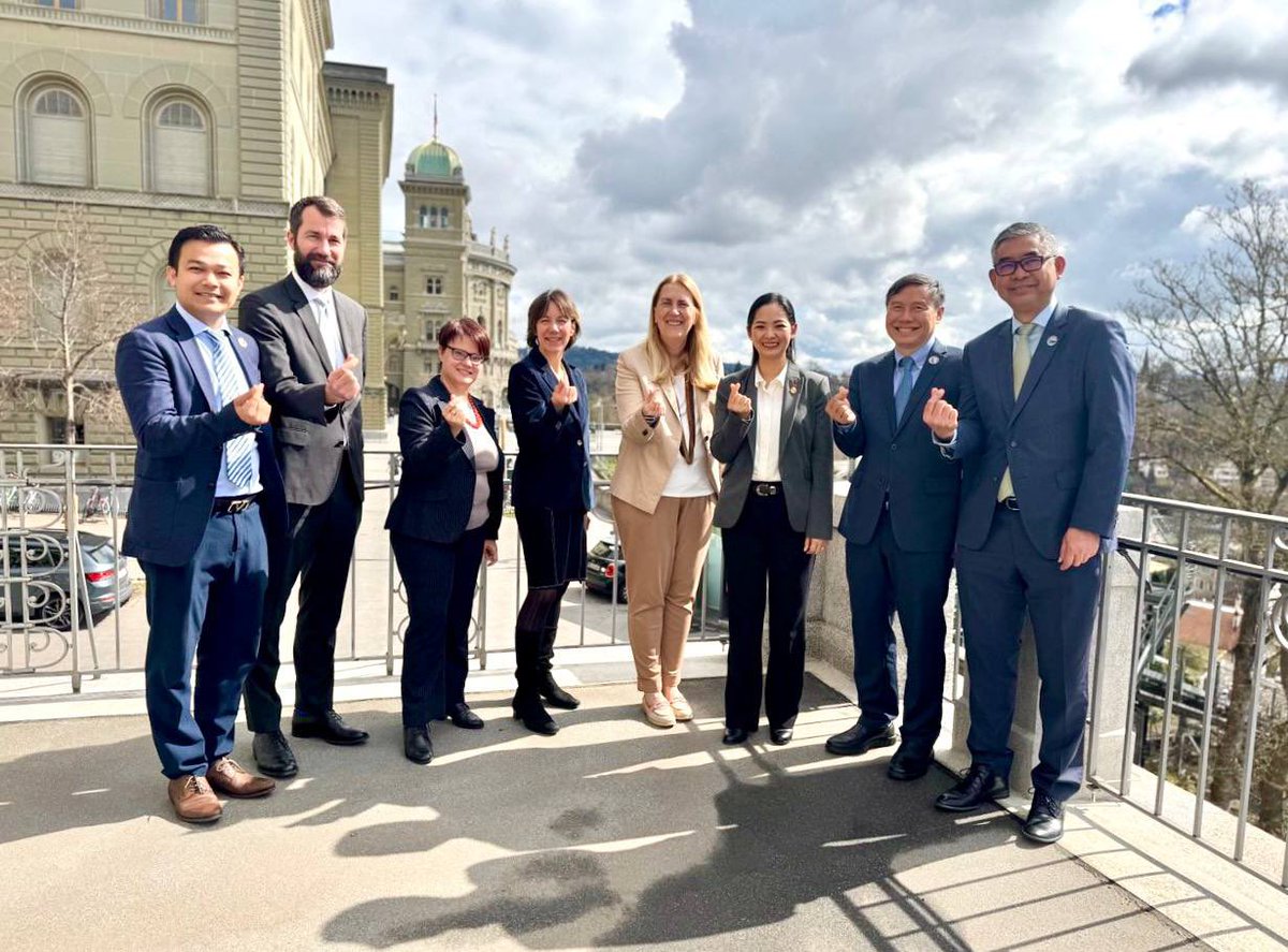 Nimul CHAM (@c_nimul) on Twitter photo Met with Her Excellency <a href="/SECO_StateSec/">Helene Budliger Artieda</a> , State Secretary of Economic Affairs of the Swiss Confederation
24 March 2025, Bern, Switzerland Met with Her Excellency <a href="/SECO_StateSec/">Helene Budliger Artieda</a> , State Secretary of Economic Affairs of the Swiss Confederation
24 March 2025, Bern, Switzerland