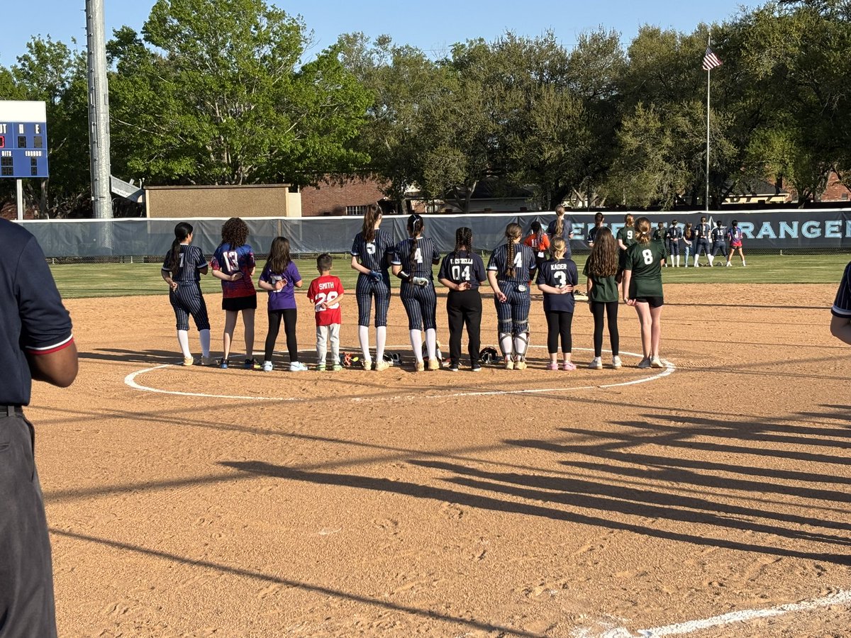 clementssftbl's tweet image. We had a great time celebrating our Youth Night on Friday! Great turnout, so excited to see the future of our sport! #futureisbright