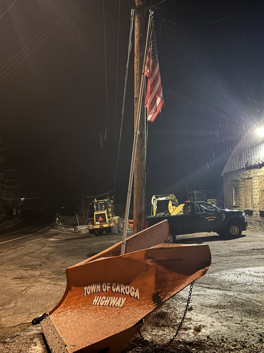 Business Agent Stan Koniszewski as at the Town of Caroga Highway Department this morning meeting with members for contract proposals. <a href="/KoniszewskiStan/">Stan Koniszewski</a> <a href="/Quacky294/">Tom Quackenbush</a> <a href="/TeamsterHughes/">Jason Hughes</a>