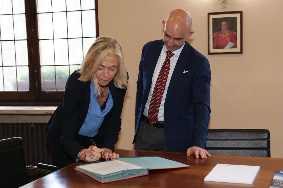 L’Associazione dei Cavalieri Italiani dell’Ordine di Malta e Fondazione Laureus hanno firmato un accordo di collaborazione volto a  promuovere la salute e il benessere dei minori provenienti da contesti socio-economici vulnerabili.
sanita.acismom.it/ordine-di-malt…
#ordinedimalta