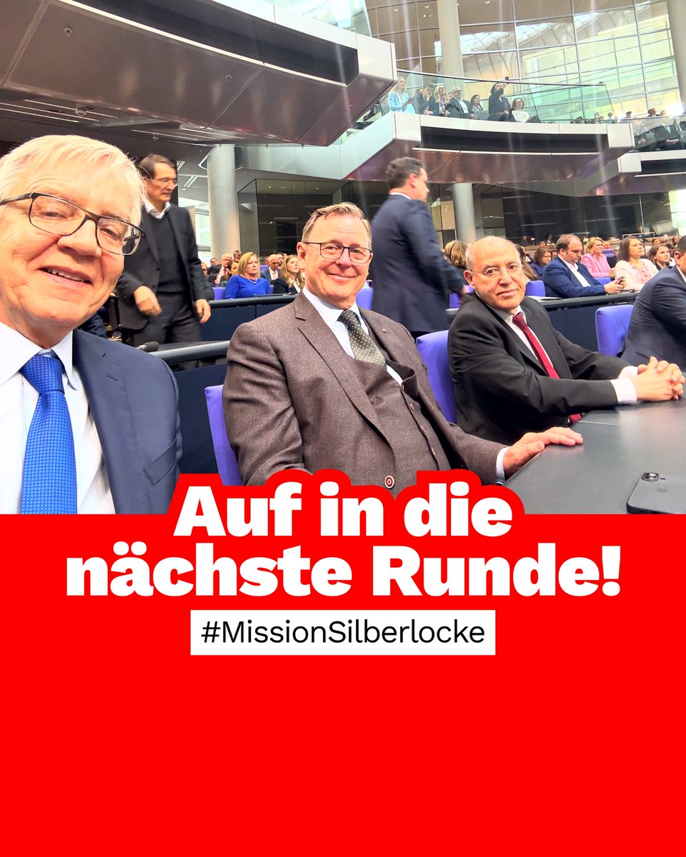Gregors Rede als Alterspräsident und Bodos Wahl zum Vizepräsidenten heute waren Höhepunkte der #MissionSilberlocke, aber nicht das Ende. Wir Silberlocken starten heute in vier Bundestagsjahre in den hinteren Reihen - aber nicht weniger wahrnehmbar als bisher. #Bundestag