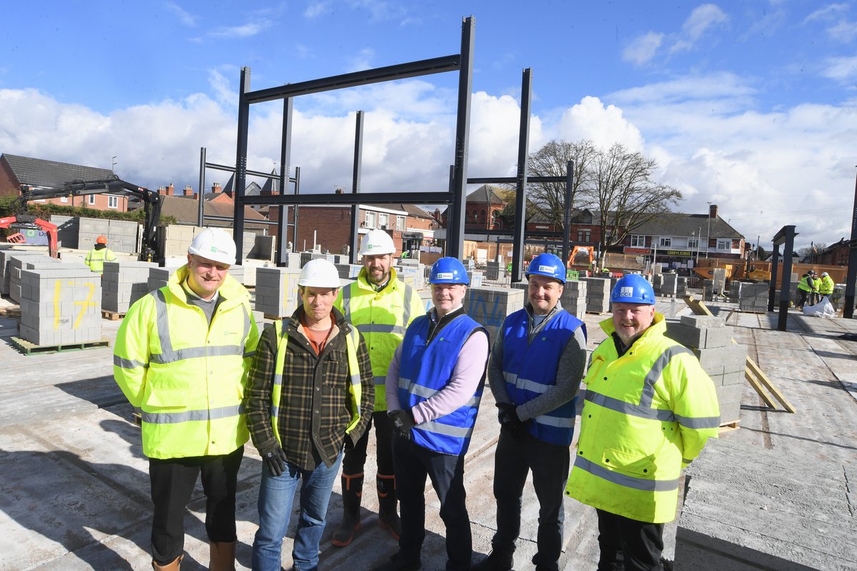 Work is well underway on our latest scheme in partnership with Preferred Homes Limited in Hucknall, Nottinghamshire.👷

Read more here  deeley.co.uk/work-underway-…