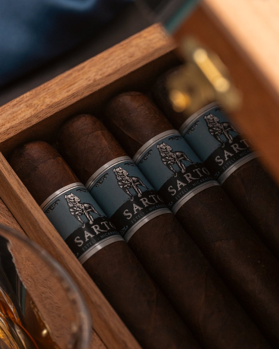 Have you experienced Sarto? Featuring Connecitcut Broadleaf and Nicaraguan fillers, this full bodied and spice driven blend is one to look for! #cigars Find your nearest Warped retailer now! warpedcigars.com/retailers