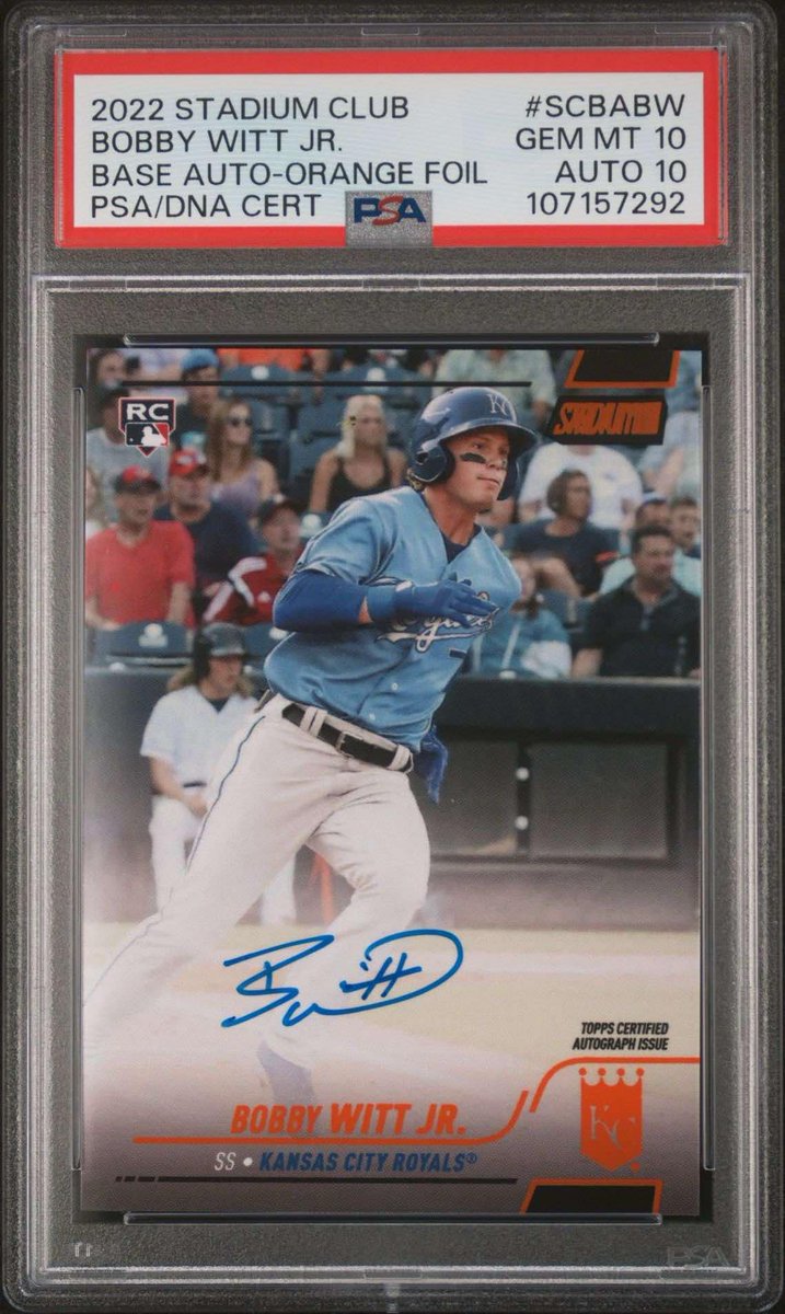 JdoubleB27's tweet photo. On it's way home from PSA now! Offers welcome💪
/5
#OnCard
#RookieBWJ https://t.co/NuDGeOe356