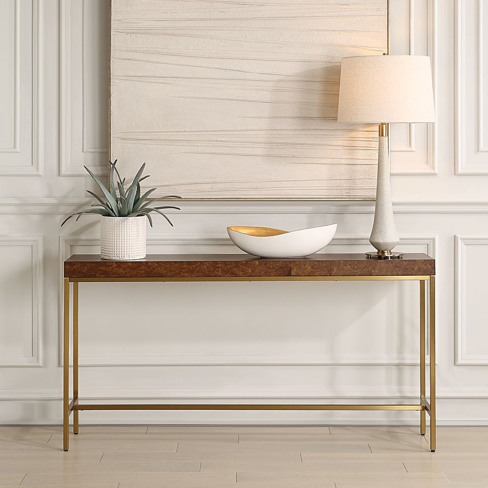 Are sleek lines &amp; calming colors your favorite style? 

Showcasing our newest introductions featuring a beautiful burl veneer console table, liner tone-on-tone artwork, &amp; a pop of subtle color with our Taos Aloe plant. 

l8r.it/aRyY