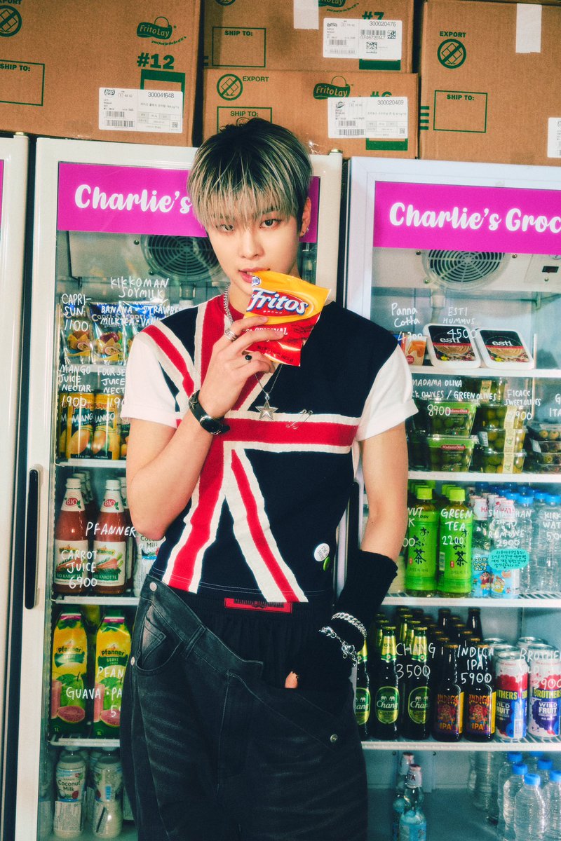 YOUNITE_offcl's tweet photo. YOUNITE 7TH EP ‘YOUNI-T’
OFFICIAL PHOTO #1
경문 (KYUNGMUN), 시온 (SION)

𝟮𝟬𝟮𝟱.𝟬𝟰.𝟮𝟯 𝟲𝗣𝗠 (𝗞𝗦𝗧) 𝗥𝗘𝗟𝗘𝗔𝗦𝗘

#YOUNITE #유나이트
#경문 #KYUNGMUN
#시온 #SION
#YOUNI_T https://t.co/PYZBdFN65u