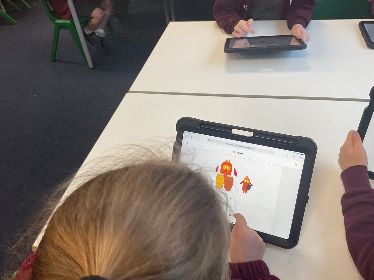 We used chrome music lab to create some rhythmic patterns #moorsidepa #moorsidepamusic