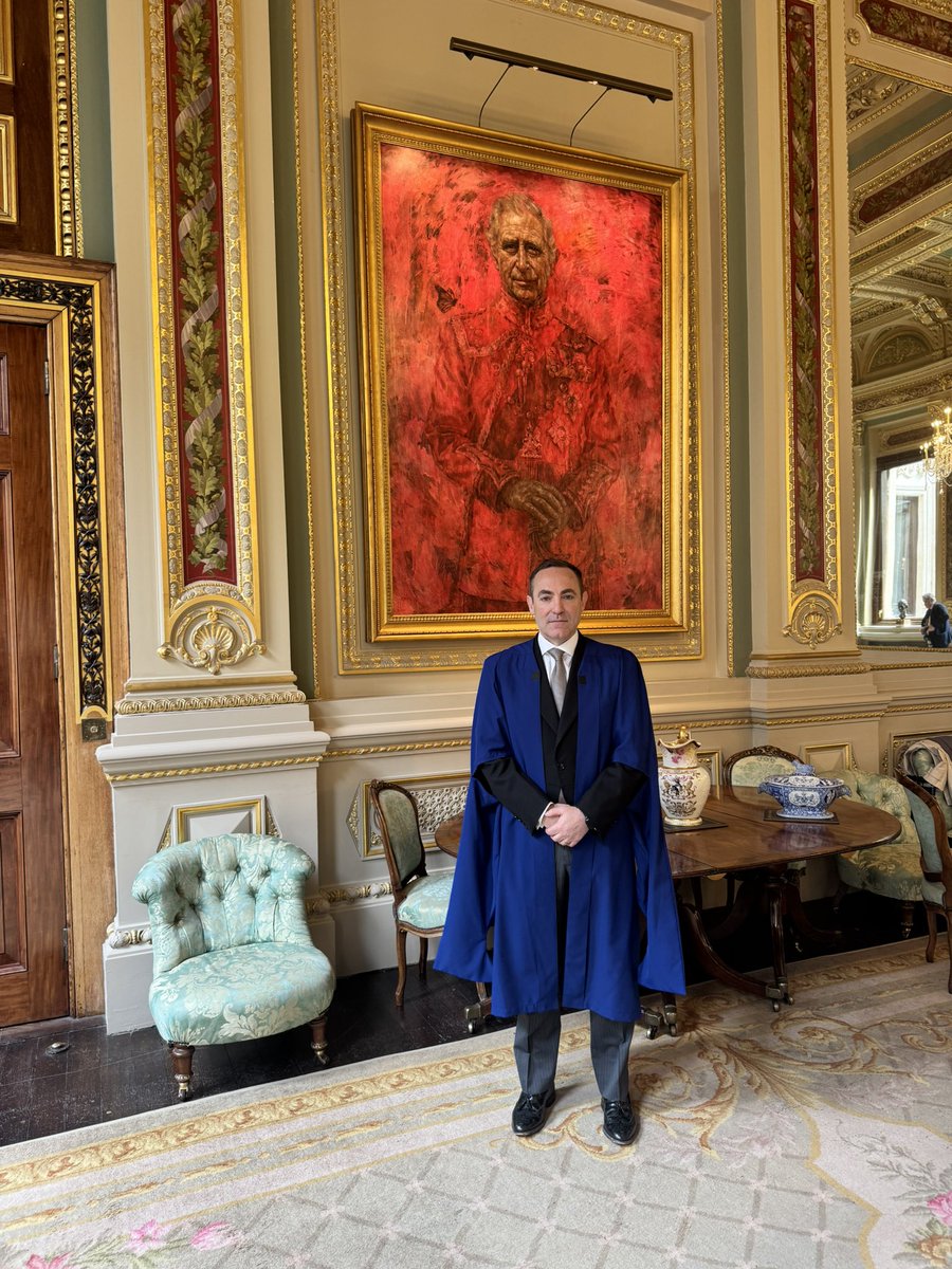 lasarowa's tweet image. Honoured to be officially robed as a Liveryman of the Worshipful Company of Entrepreneurs — in the historic Drapers’ Hall in the City of London.
An incredible moment celebrating entrepreneurship, tradition, and service — followed by an inspiring Spring Lunch at the iconic Reform…