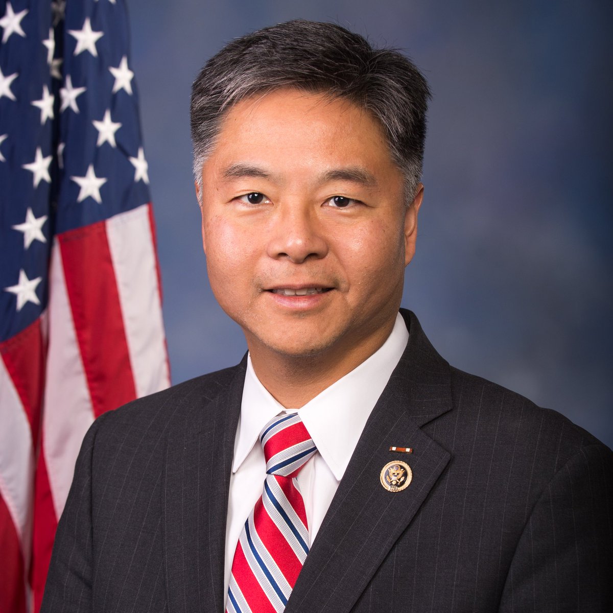 Protect Kamala Harris ✊ tweet media