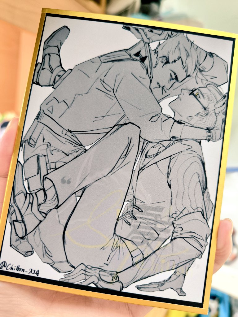 謝謝夏蘭咪 @chillon_xia送的超級美麗yomber色紙.........真的太好看了啊啊啊啊啊啊😭😭😭♥️♥️♥️♥️♥️♥️