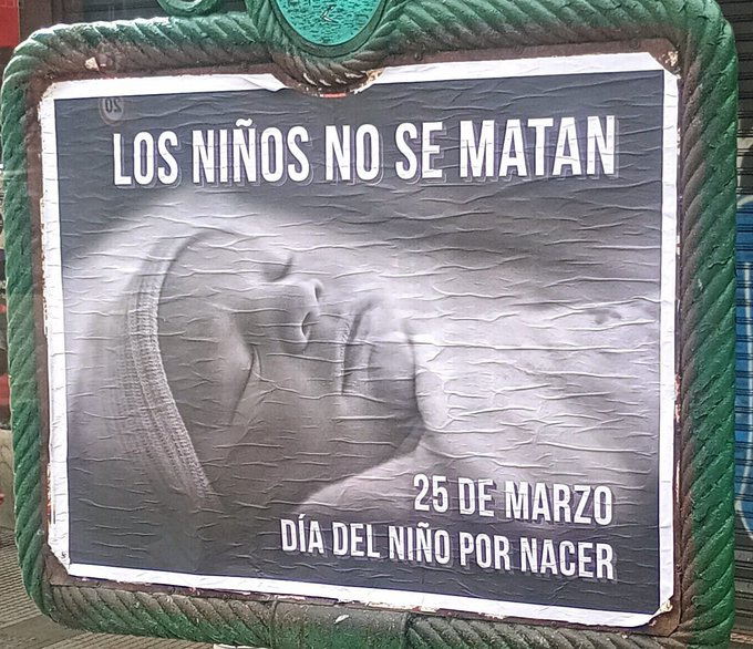400 carteles en toda la ciudad! si ves alguno, compartí foto! con #DiaDelNiñoPorNacer