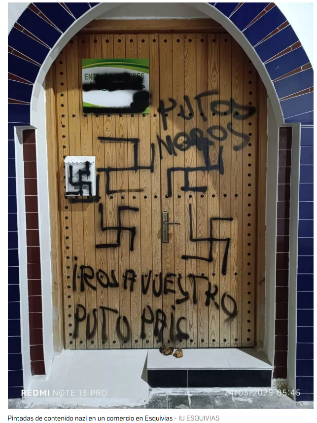 comuflauta's tweet image. Os juro que no es edit.

Han vandalizado una mezquita en Toledo y mirad las esvásticas.